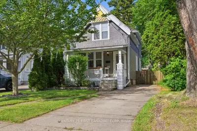 Detached in London East