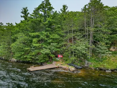 102 Blackstone Lake Water, The Archipelago, On P2a 0b7
