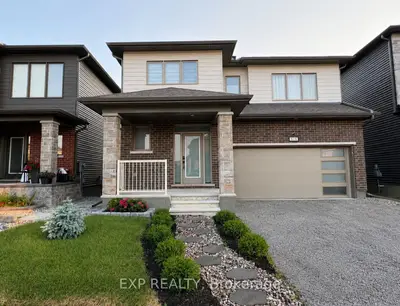 818 Crossgate Street, Barrhaven, On K2j 7e3