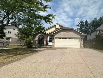 Detached in Hamilton