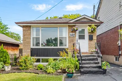 Detached in Hamilton