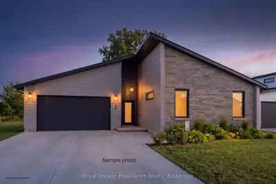 36 Fraser Drive, Quinte West, On K0k 1e0