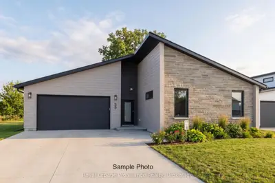 36 Fraser Drive, Quinte West, On K0k 1e0