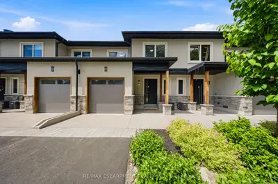 31 Horizon Lane, Huntsville, On P1h 1v5