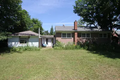 986 Portage Road, Kawartha Lakes, On K0m 2b0