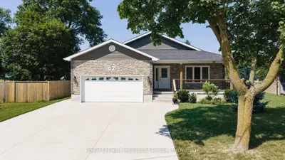 62 Victoria Boulevard, Huron East, On N0m 1l0
