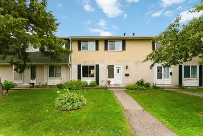 1506 BEAVERPOND Drive B, Cyrville - Carson Grove - Pineview, ON K1B 3R9