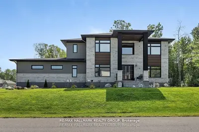 Detached in Greely - Metcalfe - Osgoode - Vernon and Area