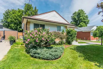 Detached in Waterloo
