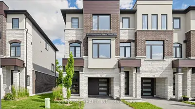 Att/Row/Townhouse in Cambridge