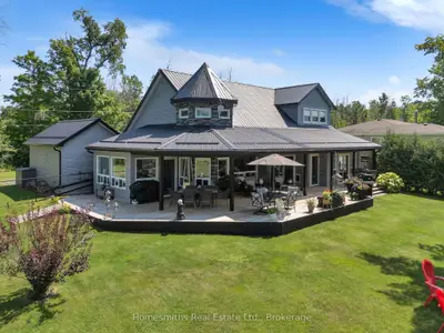 Detached in Marmora and Lake