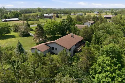 1979 County Road 7, Prince Edward County, On K0k 2t0