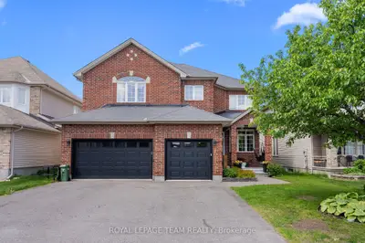 Detached in Blossom Park - Airport and Area