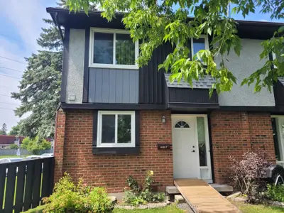 Condo Townhouse in Bells Corners and South to Fallowfield