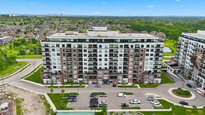 Condo Apartment in London North