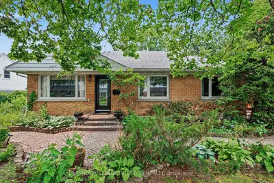 Detached in Alta Vista and Area