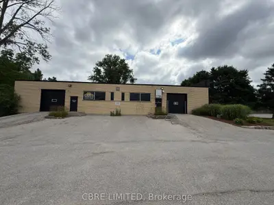 1794 Dundas Street, London East, On N5w 3e5