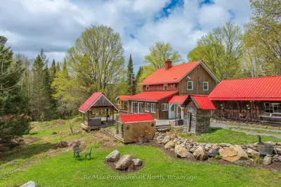 3569 Chetwynd Road, Kearney, On P0a 1m0