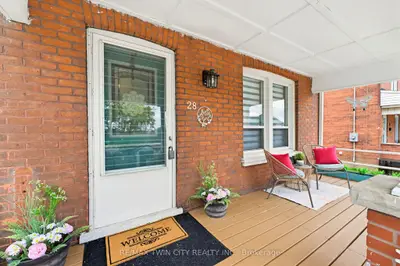 28 Norwich Street, Brantford, On N3t 2b9