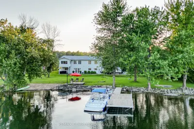 100 Mcculloughs Landing, Drummond/north Elmsley, On K7h 3c8