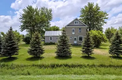 1371 Egremont Drive, Adelaide Metcalfe, On N0m 2b0