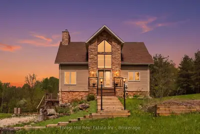 Detached in Grey Highlands