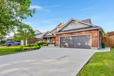 600 Coppercroft Court, Waterloo, On N2k 3m2