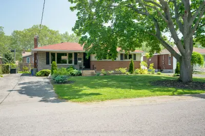 Duplex in St. Catharines