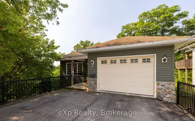 2 Mann Avenue N, Parry Sound, On P2a 2h3