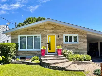 Detached in Elmvale Acres and Area