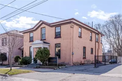 73 Chatham Street, Brantford, On N3t 2p2