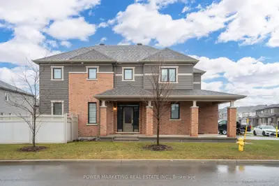 208 Alex Polowin Avenue, Barrhaven, On K2j 6e8