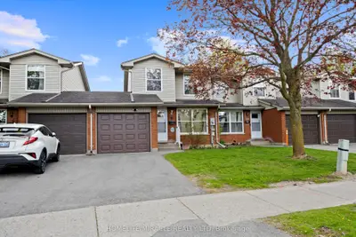 Condo Townhouse in London South