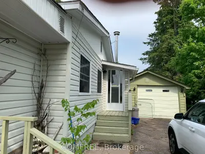 39 Lake Street, South Algonquin, On K0j 2m0