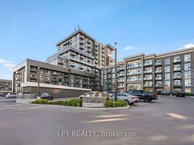Condo Apartment in Hamilton