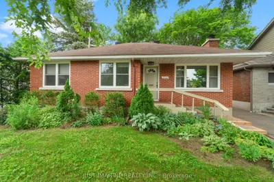 Detached in Carlingwood - Westboro and Area