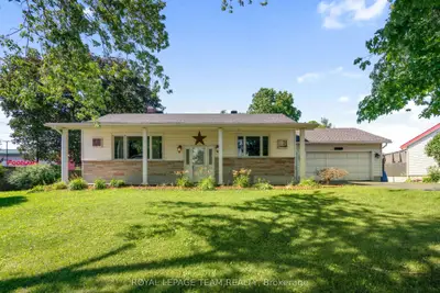 Detached in North Dundas