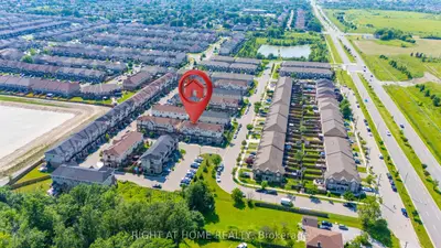 8 Kenridge Terrace, Hamilton, On L8j 0g4