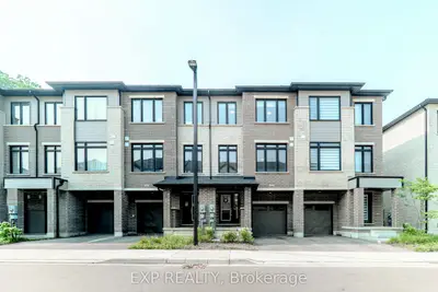Att/Row/Townhouse in Brantford
