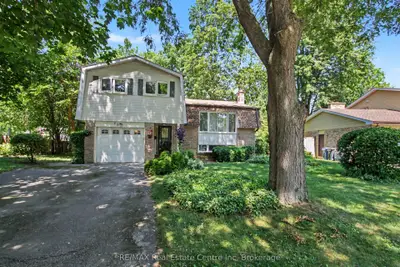 Detached in Guelph