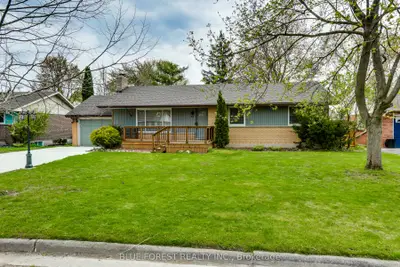 Detached in London North