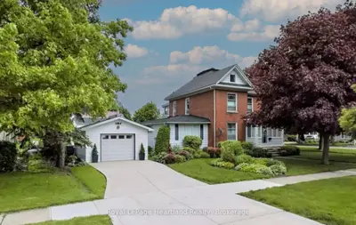 Detached in Goderich