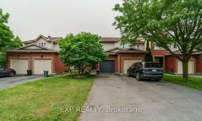 Att/Row/Townhouse in Orleans - Cumberland and Area