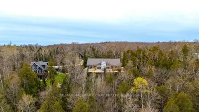 Detached in Northern Bruce Peninsula