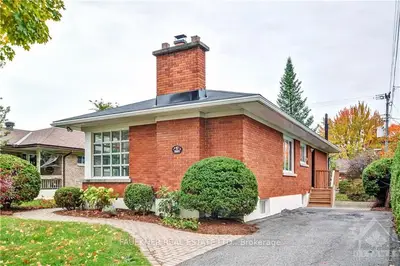 Detached in Alta Vista and Area