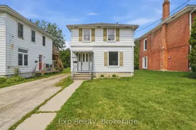18 CHARLOTTE Street, Belleville, ON K8P 1E2