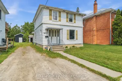 18 CHARLOTTE Street, Belleville, ON K8P 1E2
