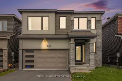 Detached in Stittsville - Munster - Richmond
