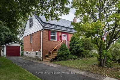 Detached in Hamilton