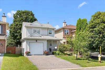 43 Peacock Crescent, Barrhaven, On K2j 3p8